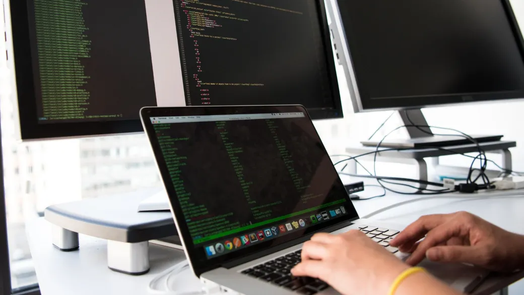 detail development partners laptop workstation