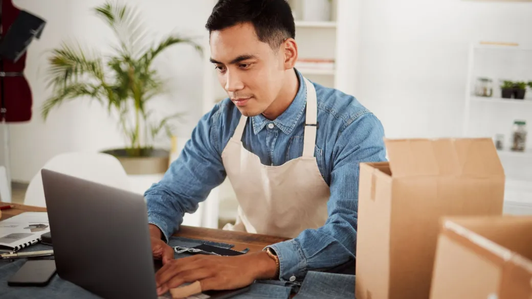 people iframe man at laptop