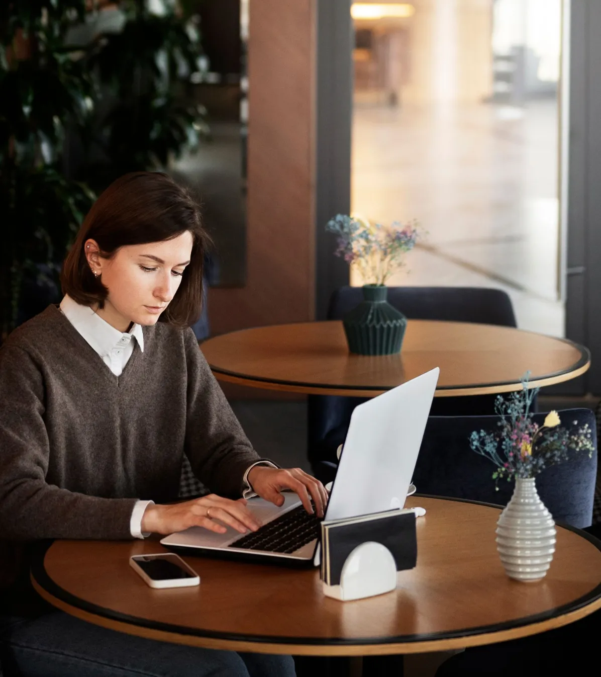 people device services woman at table