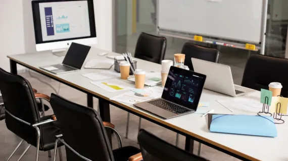 detail tokenization modern equipped computer lab